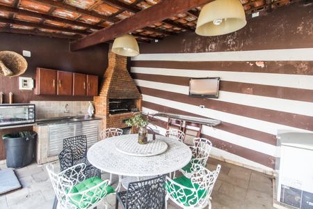 Casa de condomínio à venda com 465m², 5 quartos e 4 vagasÁrea gourmet