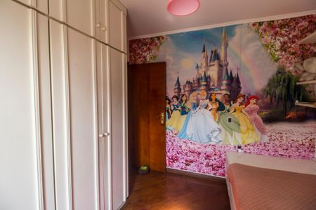 Casa de condomínio à venda com 465m², 5 quartos e 4 vagasQuarto 2