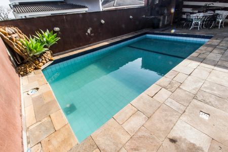 Casa de condomínio à venda com 465m², 5 quartos e 4 vagasPiscina
