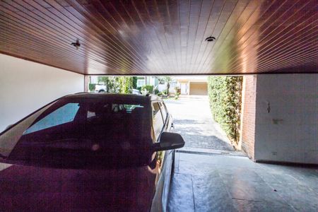 Casa de condomínio à venda com 465m², 5 quartos e 4 vagasGaragem