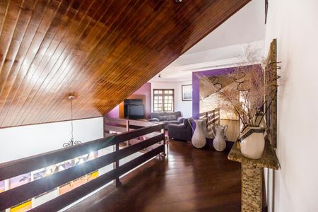 Sala de casa de condomínio para alugar com 5 quartos, 465m² em Alphaville, Santana de Parnaíba