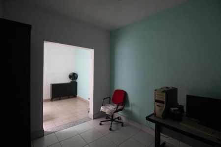 Casa à venda com 180m², 4 quartos e 1 vaga Casa à venda com 180m², 4 quartos e 1 vagaQuarto 2