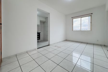 Apartamento à venda com 37m², 1 quarto e 1 vaga Apartamento à venda com 37m², 1 quarto e 1 vagaSala