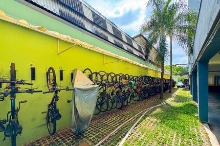 Apartamento à venda com 37m², 1 quarto e 1 vaga Apartamento à venda com 37m², 1 quarto e 1 vagaBicicletário