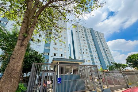 Apartamento à venda com 37m², 1 quarto e 1 vaga Apartamento à venda com 37m², 1 quarto e 1 vagaFachada