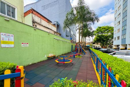 Apartamento à venda com 37m², 1 quarto e 1 vaga Apartamento à venda com 37m², 1 quarto e 1 vagaPlayground