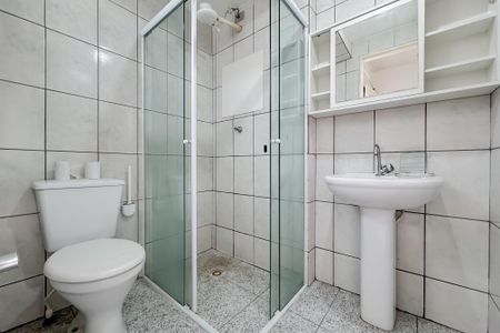 Apartamento à venda com 37m², 1 quarto e 1 vaga Apartamento à venda com 37m², 1 quarto e 1 vagaBanheiro da Suíte