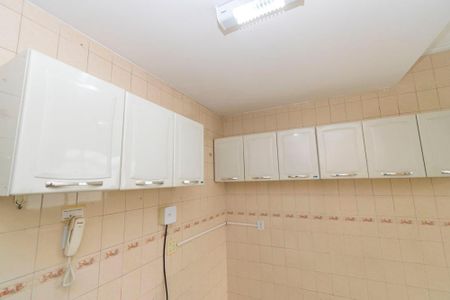 Apartamento à venda com 70m², 2 quartos e 1 vagaCozinha - Armários