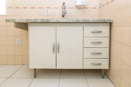 Apartamento à venda com 70m², 2 quartos e 1 vagaCozinha - Armários