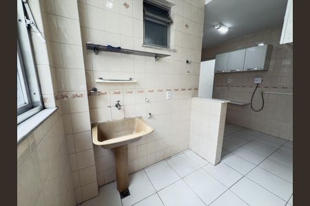 Apartamento à venda com 70m², 2 quartos e 1 vagaÁrea de Serviço