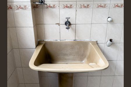 Apartamento à venda com 70m², 2 quartos e 1 vagaÁrea de Serviço