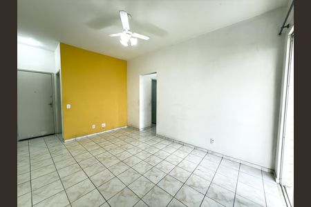 Sala de apartamento à venda com 2 quartos, 70m² em Vila da Penha , Rio de Janeiro