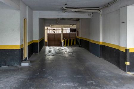 Apartamento à venda com 70m², 2 quartos e 1 vagaÁrea comum - Portão automático da garagem