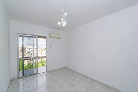 Sala de apartamento à venda com 2 quartos, 70m² em Vila da Penha , Rio de Janeiro