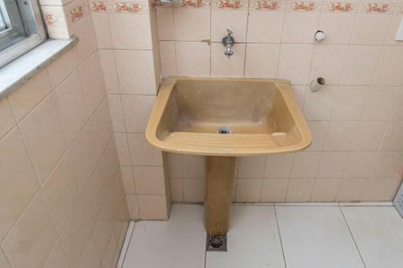 Apartamento à venda com 70m², 2 quartos e 1 vagaÁrea de Serviço