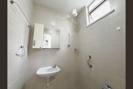 Apartamento à venda com 70m², 2 quartos e 1 vagaBanheiro de serviço