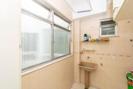 Apartamento à venda com 70m², 2 quartos e 1 vagaÁrea de Serviço