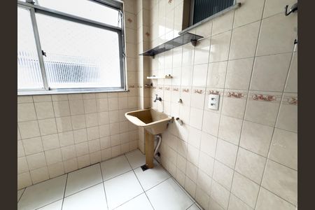 Apartamento à venda com 70m², 2 quartos e 1 vagaÁrea de Serviço