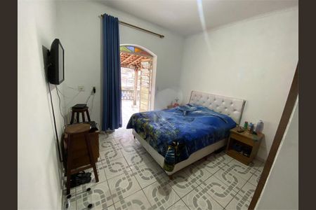 Casa à venda com 3 quartos, 120m² em Jardim Iva, São Paulo