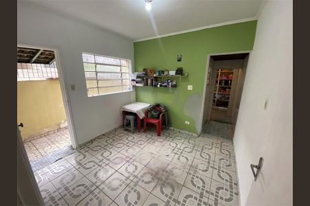 Casa à venda com 3 quartos, 120m² em Jardim Iva, São Paulo