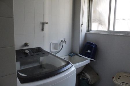 Apartamento à venda com 110m², 3 quartos e 1 vagaÁrea de Serviço