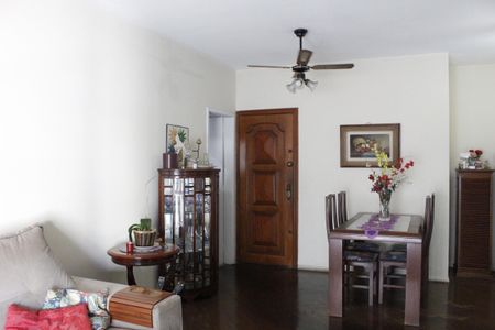 Apartamento à venda com 110m², 3 quartos e 1 vagaSala