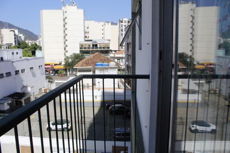 Apartamento à venda com 110m², 3 quartos e 1 vagaVaranda da Suíte