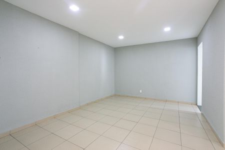 Apartamento à venda com 44m², 2 quartos e 1 vaga Apartamento à venda com 44m², 2 quartos e 1 vagaÁrea comum - Salão de festas
