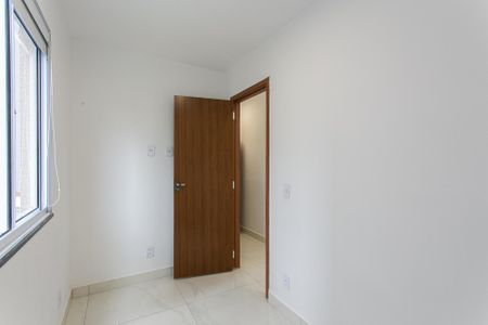 Apartamento à venda com 44m², 2 quartos e 1 vaga Apartamento à venda com 44m², 2 quartos e 1 vagaQuarto 2