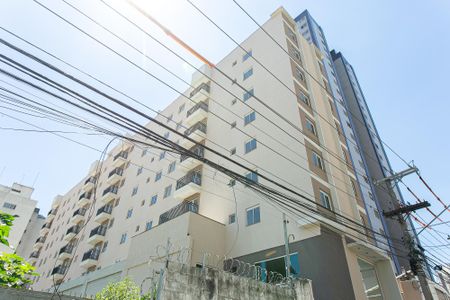 Apartamento à venda com 44m², 2 quartos e 1 vaga Apartamento à venda com 44m², 2 quartos e 1 vagaFachada