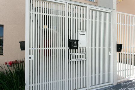 Apartamento à venda com 44m², 2 quartos e 1 vaga Apartamento à venda com 44m², 2 quartos e 1 vagaFachada