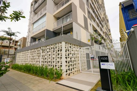 Studio para alugar com 26m², 1 quarto e sem vaga Studio para alugar com 26m², 1 quarto e sem vagaFachada