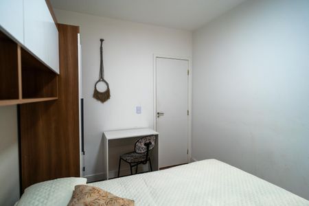 Casa para alugar com 74m², 3 quartos e 2 vagasSuíte