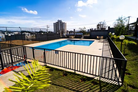 Casa para alugar com 74m², 3 quartos e 2 vagasÁrea comum - Piscina