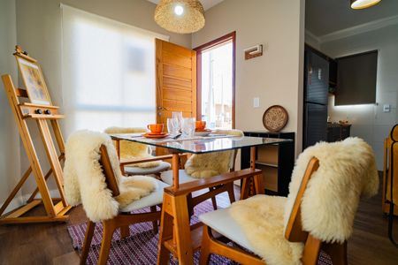 Casa para alugar com 74m², 3 quartos e 2 vagasCopa