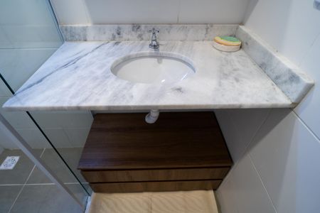 Casa para alugar com 74m², 3 quartos e 2 vagasBanheiro