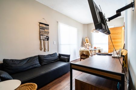 Sala de casa para alugar com 3 quartos, 74m² em Aparecidinha, Sorocaba