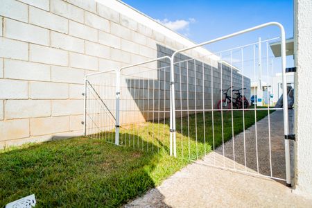 Casa para alugar com 74m², 3 quartos e 2 vagasQuintal