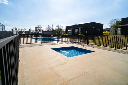 Casa para alugar com 74m², 3 quartos e 2 vagasÁrea comum - Piscina