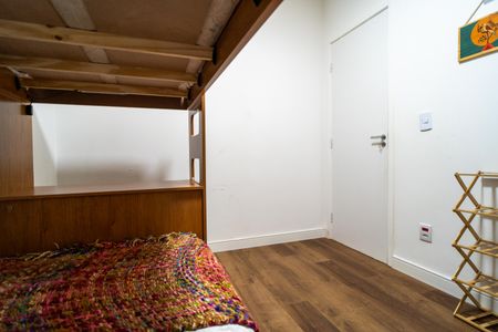 Casa para alugar com 74m², 3 quartos e 2 vagasQuarto 2