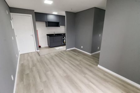 Apartamento à venda com 53m², 2 quartos e 1 vaga Apartamento à venda com 53m², 2 quartos e 1 vagaSala