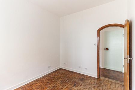 Casa à venda com 477m², 5 quartos e 5 vagasQuarto 