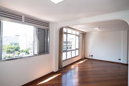 Apartamento à venda com 100m², 2 quartos e 1 vagaSala