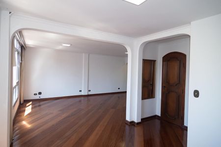 Apartamento à venda com 100m², 2 quartos e 1 vagaSala
