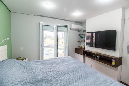 Apartamento à venda com 202m², 4 quartos e 3 vagasSuíte 2