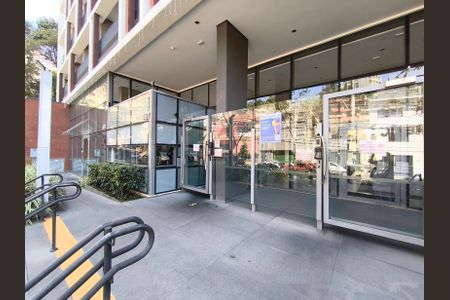 Studio à venda com 24m², 1 quarto e sem vaga Studio à venda com 24m², 1 quarto e sem vagaFachada + Plaquinha