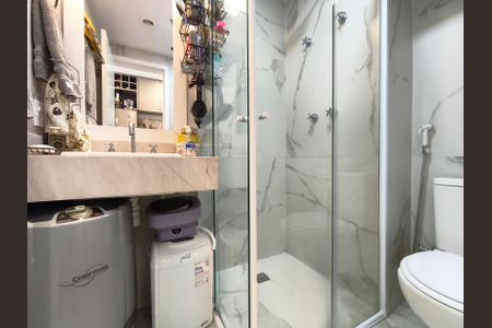 Studio à venda com 24m², 1 quarto e sem vaga Studio à venda com 24m², 1 quarto e sem vagaBanheiro