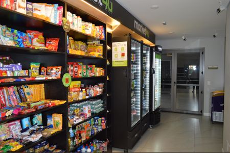 Studio à venda com 24m², 1 quarto e sem vagaMini Mercado