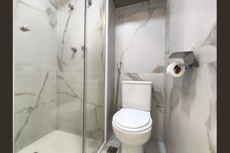 Studio à venda com 24m², 1 quarto e sem vaga Studio à venda com 24m², 1 quarto e sem vagaBanheiro
