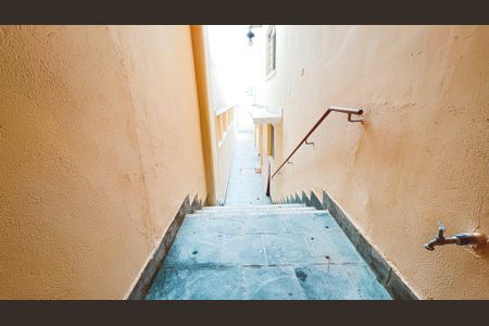 Casa para alugar com 70m², 2 quartos e sem vaga Casa para alugar com 70m², 2 quartos e sem vagaEntrada